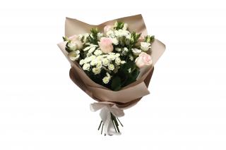 Kytice Blanka - růže, eustoma, chryzantéma Velikost: L